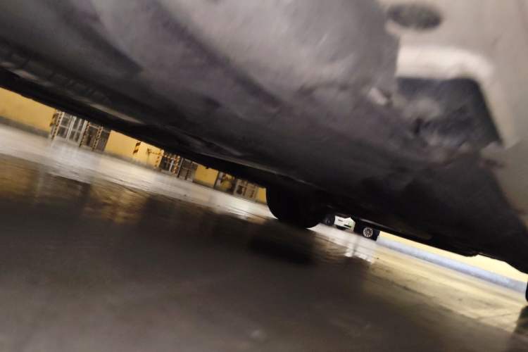 Used Mercedes-Benz E-Class 2015 E 200 L Sport Edition Chassis Rear Right