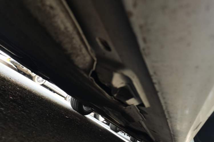 Used Mercedes-Benz E-Class 2015 Restyled E 260 L Sport Edition Chassis Rear Right