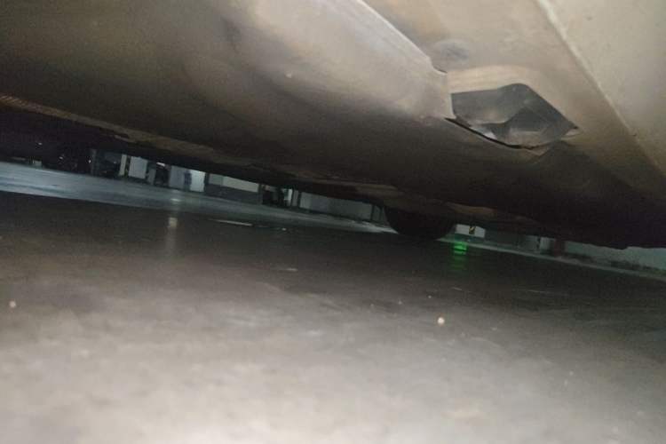 Used Mercedes-Benz E-Class 2015 E 320 L 4MATIC Chassis Rear Right