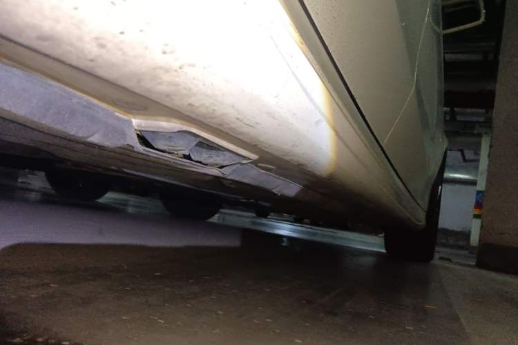 Used Mercedes-Benz E-Class 2015 E 200 L Sport Edition Chassis Rear Right