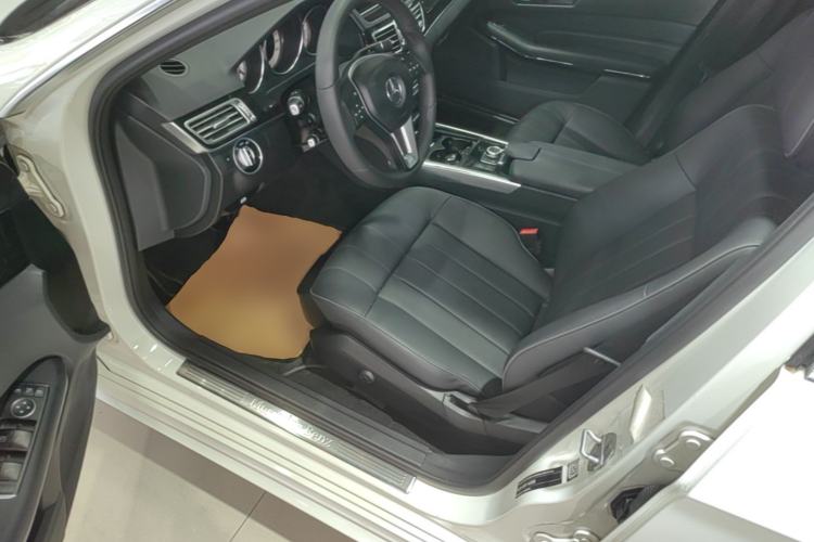 Used Mercedes-Benz E-Class 2015 Restyled E 260 L Sport Edition Driver Seat