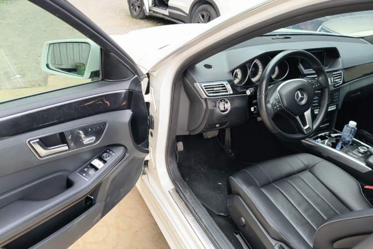 Used Mercedes-Benz E-Class 2015 Restyled E 260 L Sport Edition Driver Seat