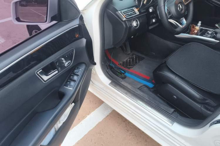 Used Mercedes-Benz E-Class 2015 Facelift E 200 L Sport Edition Driver Seat
