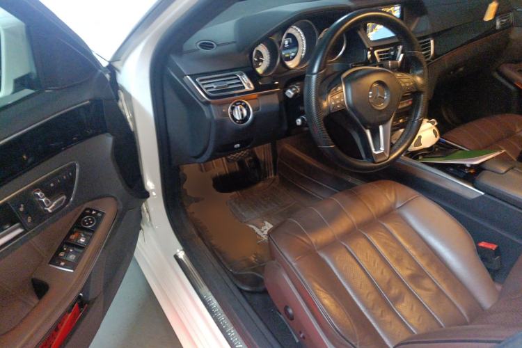 Used Mercedes-Benz E-Class 2015 E 320 L Sport 4MATIC Driver Seat