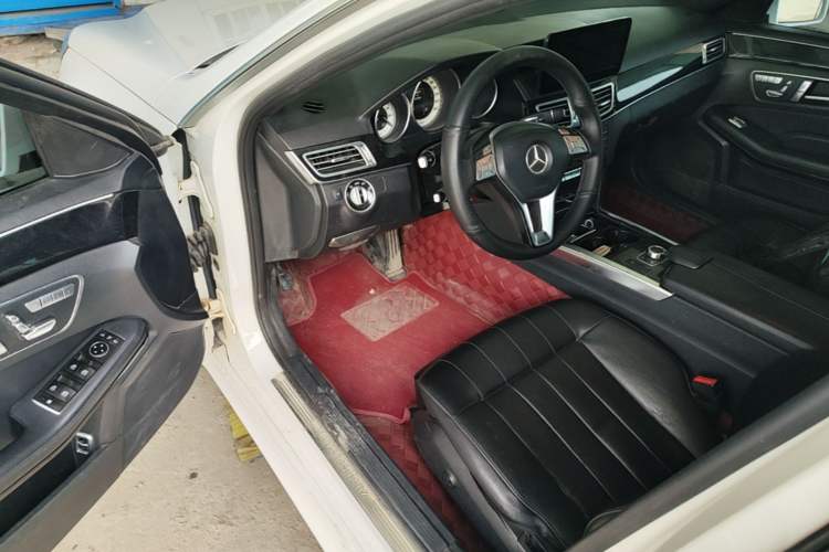 Used Mercedes-Benz E-Class 2015 Restyled E 260 L Sport Edition Driver Seat