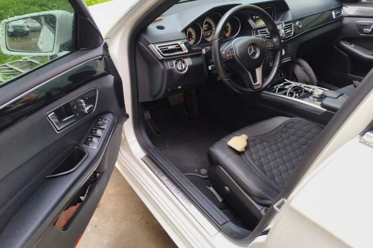 Used Mercedes-Benz E-Class 2015 Restyled E 260 L Sport Edition Driver Seat
