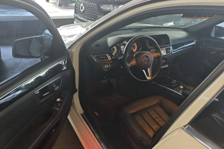 Used Mercedes-Benz E-Class 2015 E 260 L Sport Edition Driver Seat
