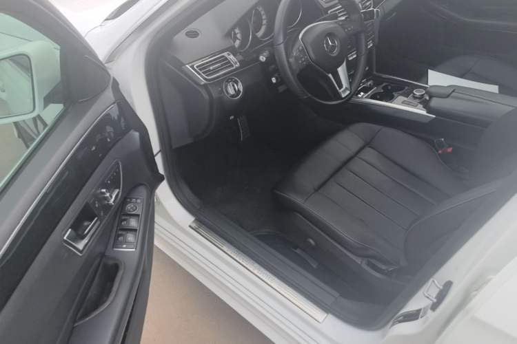 Used Mercedes-Benz E-Class 2015 E 260 L Sport Edition Driver Seat