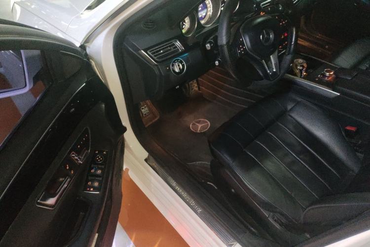 Used Mercedes-Benz E-Class 2015 Facelift E 200 L Sport Edition Driver Seat