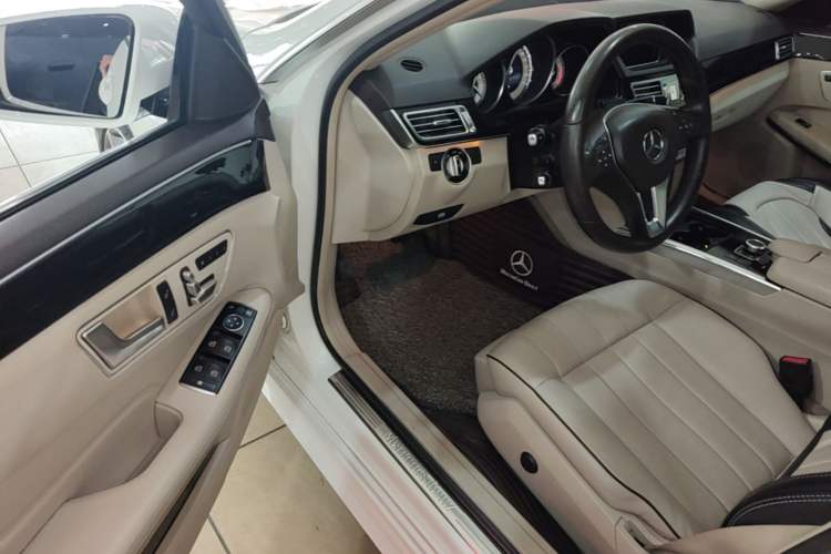 Used Mercedes-Benz E-Class 2015 Facelift E 200 L Sport Edition Driver Seat