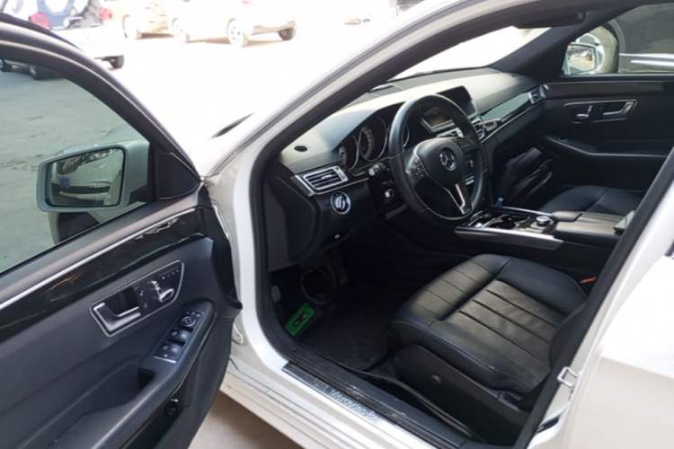Used Mercedes-Benz E-Class 2015 Restyled E 260 L Sport Edition Driver Seat