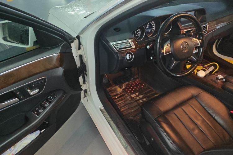 Used Mercedes-Benz E-Class 2015 E 200 L Driver Seat