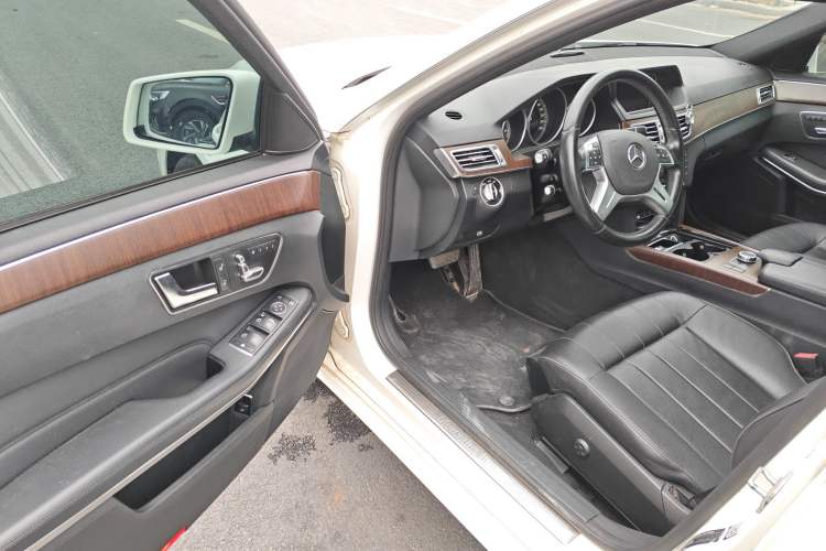 Used Mercedes-Benz E-Class 2015 Facelift E 200 L Driver Seat