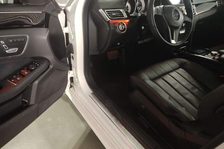 Used Mercedes-Benz E-Class 2015 E 260 L Sport Edition Driver Seat