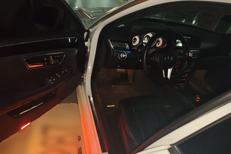 Used Mercedes-Benz E-Class 2015 Restyled E 260 L Sport Edition Driver Seat