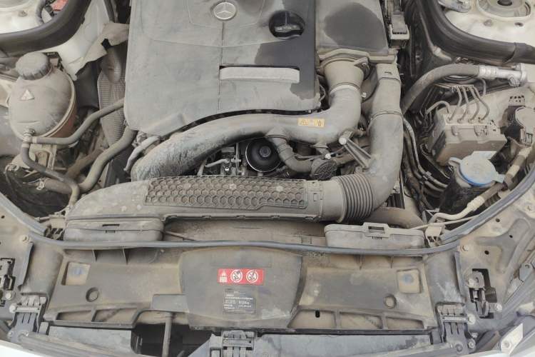 Used Mercedes-Benz E-Class 2015 Facelift E 200 L Sport Edition Engine Bay