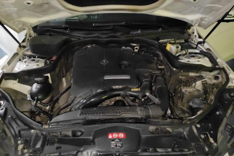 Used Mercedes-Benz E-Class 2015 Restyled E 260 L Sport Edition Engine Bay