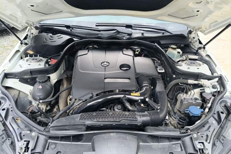 Used Mercedes-Benz E-Class 2015 Restyled E 260 L Sport Edition Engine Bay