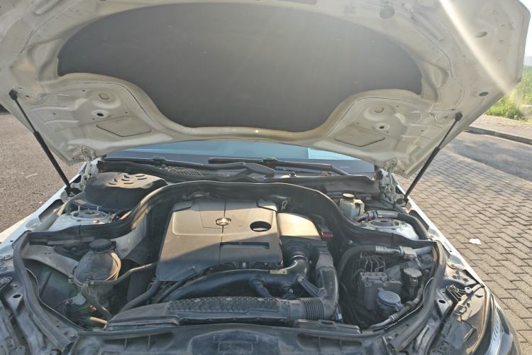 Used Mercedes-Benz E-Class 2015 E 260 L Sport Edition Engine Bay