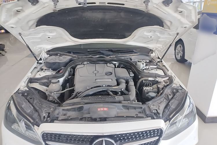 Used Mercedes-Benz E-Class 2015 Facelift E 200 L Sport Edition Engine Bay
