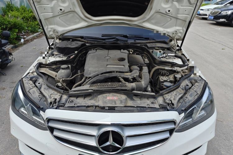Used Mercedes-Benz E-Class 2015 Facelift E 200 L Sport Edition Engine Bay
