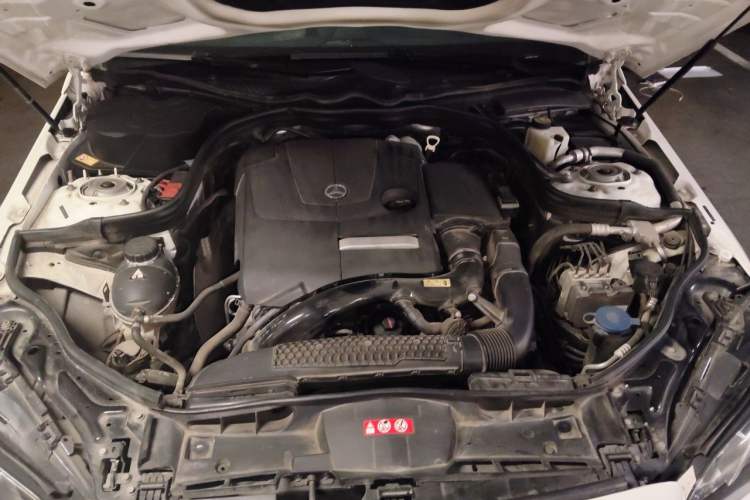 Used Mercedes-Benz E-Class 2015 E 200 L Sport Edition Engine Bay