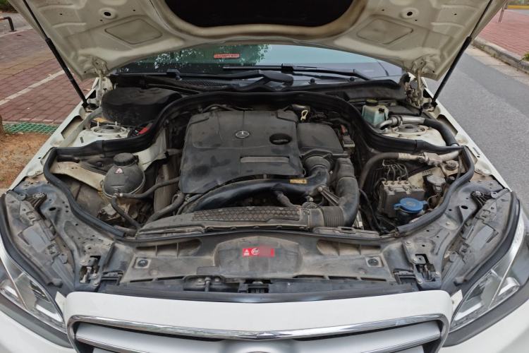 Used Mercedes-Benz E-Class 2015 Restyled E 260 L Sport Edition Engine Bay