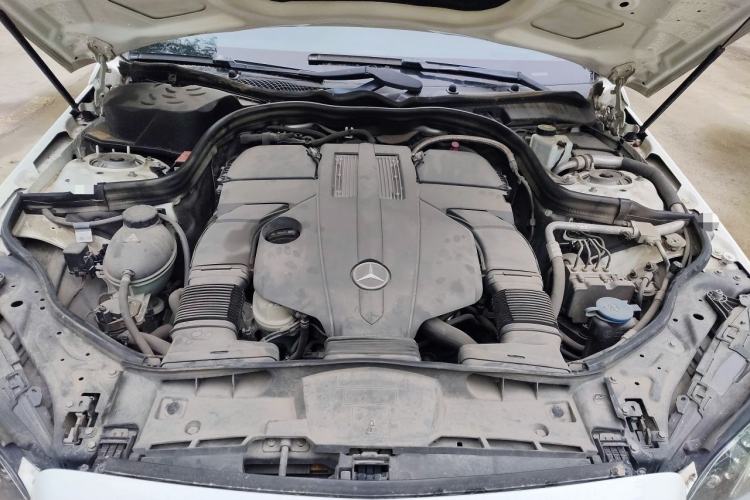 Used Mercedes-Benz E-Class 2015 E 400 L Sport Luxury 4MATIC Engine Bay