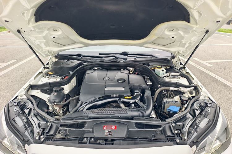 Used Mercedes-Benz E-Class 2015 Facelift E 200 L Sport Edition Engine Bay