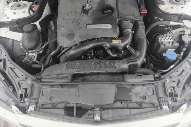Used Mercedes-Benz E-Class 2015 E 260 L Sport Edition Engine Bay