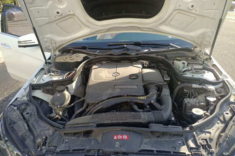 Used Mercedes-Benz E-Class 2015 Restyled E 260 L Sport Edition Engine Bay
