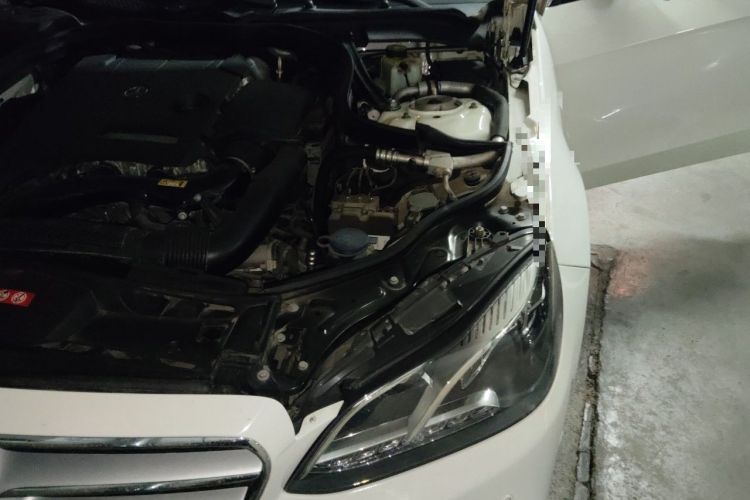 Used Mercedes-Benz E-Class 2015 E 260 L Sport Edition Engine Bay Left