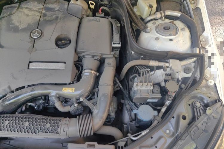 Used Mercedes-Benz E-Class 2015 Facelift E 200 L Sport Edition Engine Bay Left
