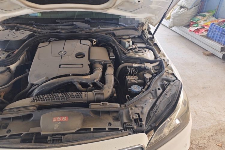 Used Mercedes-Benz E-Class 2015 Facelift E 200 L Sport Edition Engine Bay Left