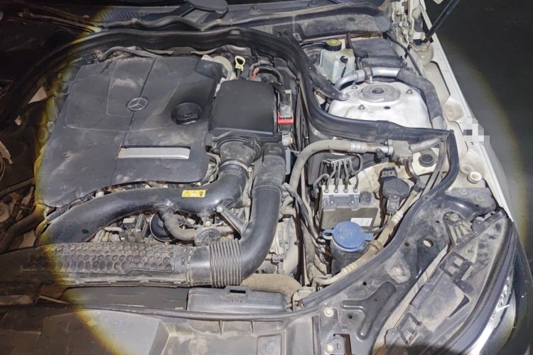 Used Mercedes-Benz E-Class 2015 E 260 L Sport Edition Engine Bay Left