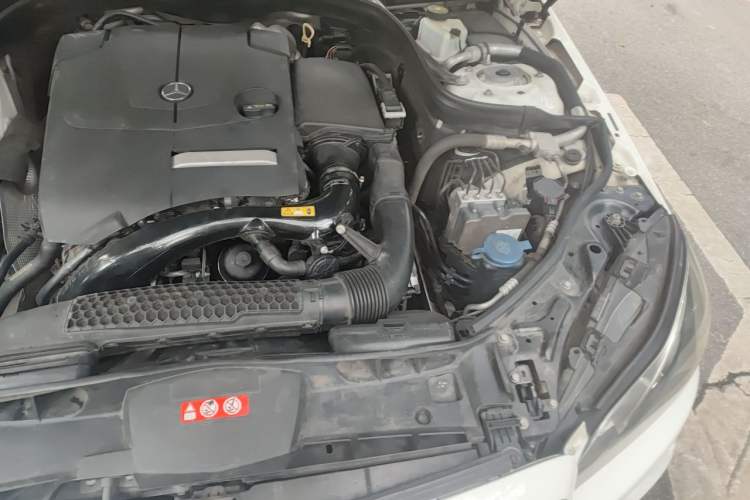 Used Mercedes-Benz E-Class 2015 Facelift E 200 L Sport Edition Engine Bay Left