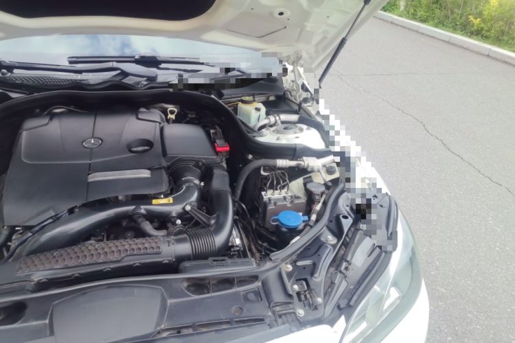 Used Mercedes-Benz E-Class 2015 E 200 L Sport Edition Engine Bay Left