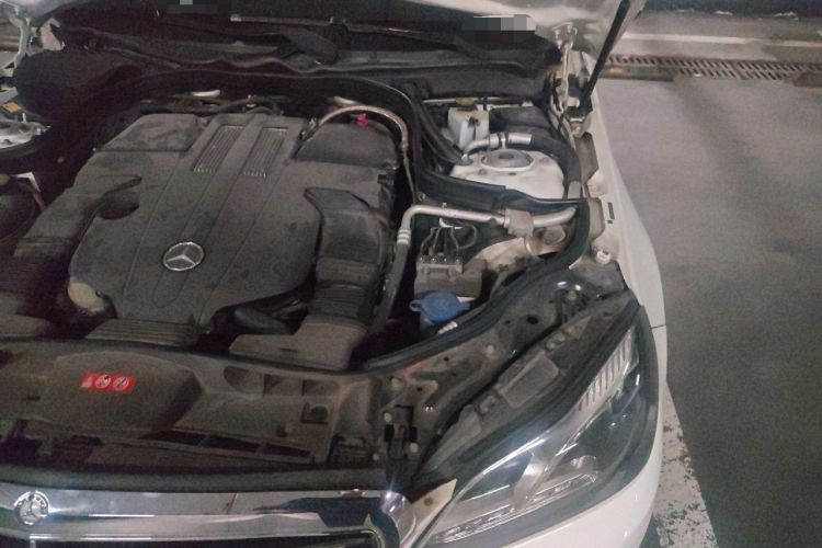 Used Mercedes-Benz E-Class 2015 E 320 L 4MATIC Engine Bay Left