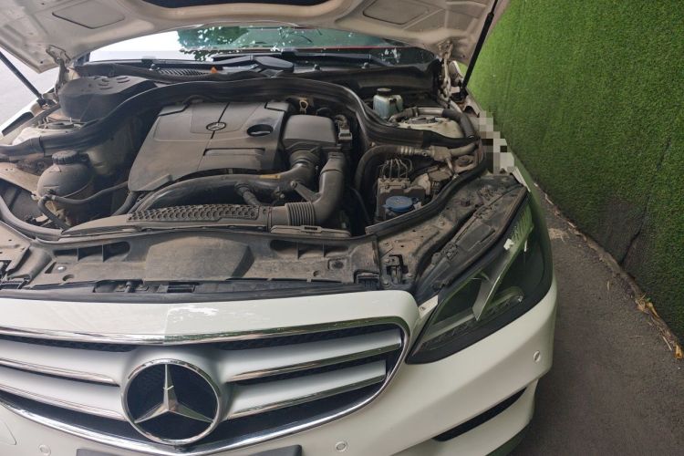 Used Mercedes-Benz E-Class 2015 Restyled E 260 L Sport Edition Engine Bay Left