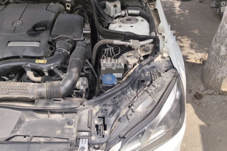 Used Mercedes-Benz E-Class 2015 E 260 L Sport Edition Engine Bay Left
