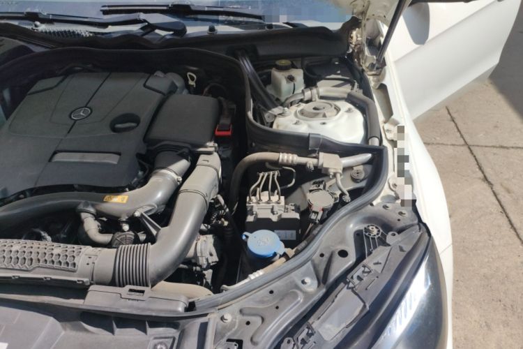 Used Mercedes-Benz E-Class 2015 E 260 L Sport Edition Engine Bay Left