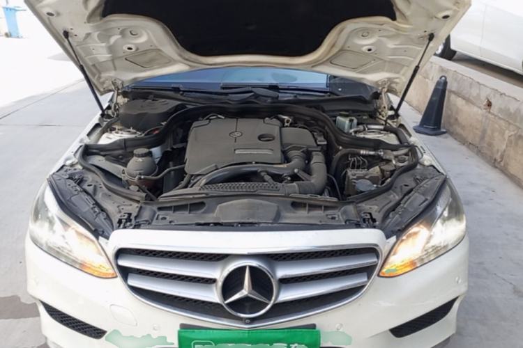 Used Mercedes-Benz E-Class 2015 Restyled E 260 L Sport Edition Engine Bay
