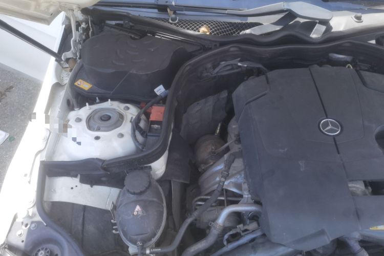 Used Mercedes-Benz E-Class 2015 E 260 L Sport Edition Engine Bay Right