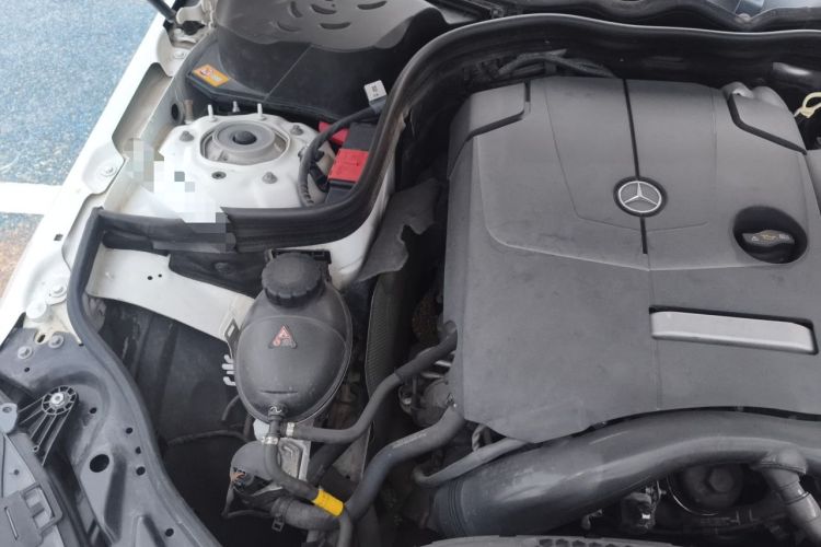 Used Mercedes-Benz E-Class 2015 Facelift E 200 L Sport Edition Engine Bay Right