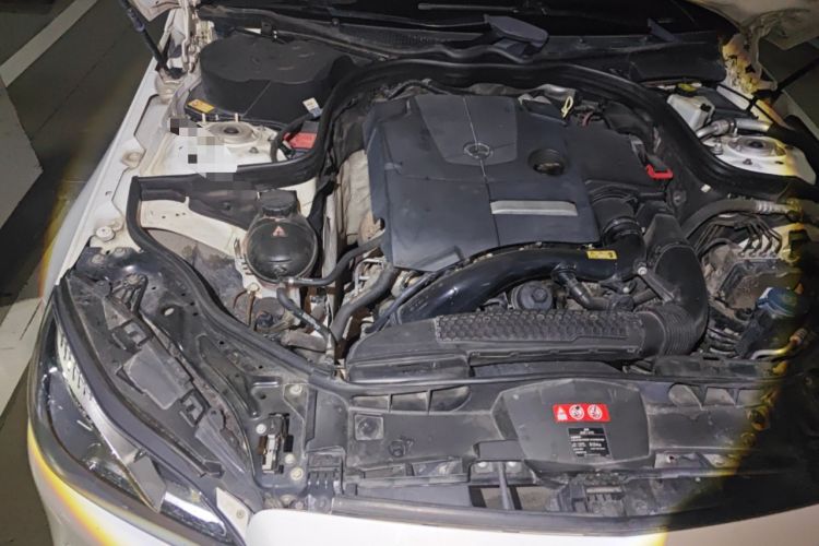 Used Mercedes-Benz E-Class 2015 E 260 L Sport Edition Engine Bay Right