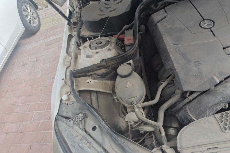 Used Mercedes-Benz E-Class 2015 Restyled E 260 L Sport Edition Engine Bay Right