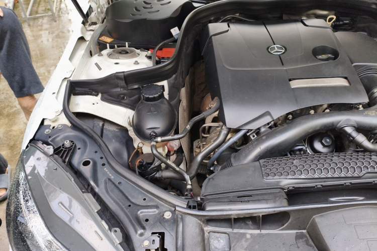 Used Mercedes-Benz E-Class 2015 Restyled E 260 L Sport Edition Engine Bay Right