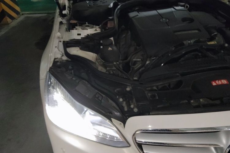 Used Mercedes-Benz E-Class 2015 E 260 L Sport Edition Engine Bay Right