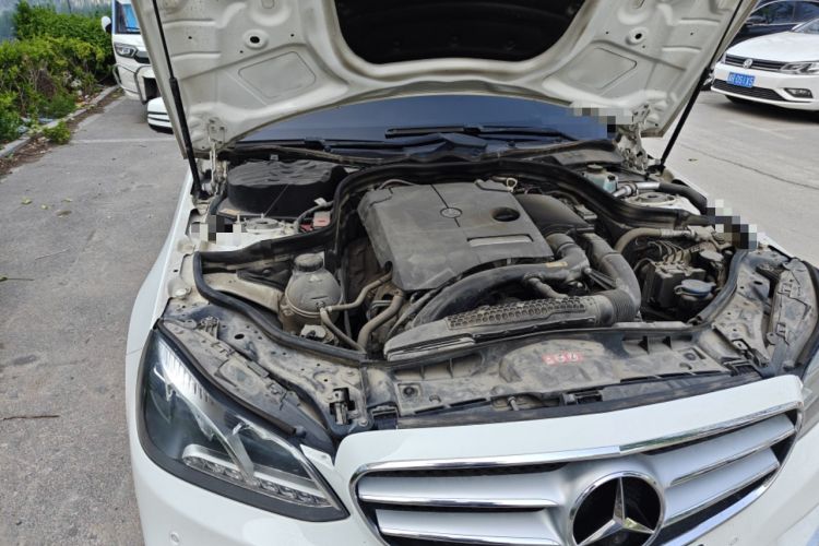 Used Mercedes-Benz E-Class 2015 Facelift E 200 L Sport Edition Engine Bay Right
