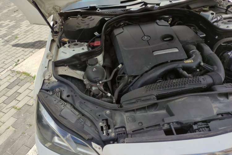 Used Mercedes-Benz E-Class 2015 Revised E 180 L Sport Edition Engine Bay Right